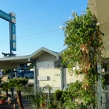 Antioch Executive Inn Exterior photo