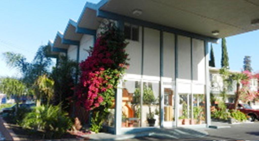 Antioch Executive Inn Exterior photo